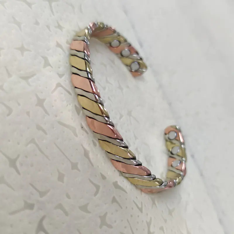 Women's Adjustable Copper Healing Bracelet in Rose Gold